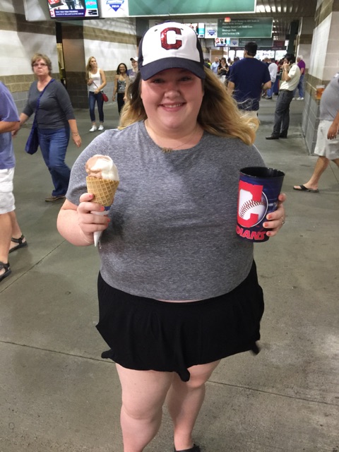 what to wear to a baseball game plus size